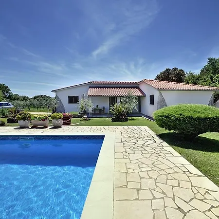 Karsiole Apartment