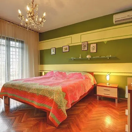 Karsiole Apartment